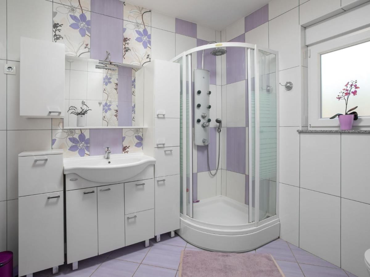 Holiday Home Lavendel - Mlk159 By Interhome Dobrinj Zewnętrze zdjęcie