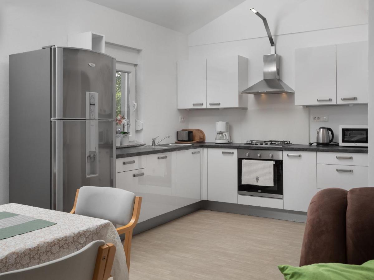 Holiday Home Lavendel - Mlk159 By Interhome Dobrinj Zewnętrze zdjęcie